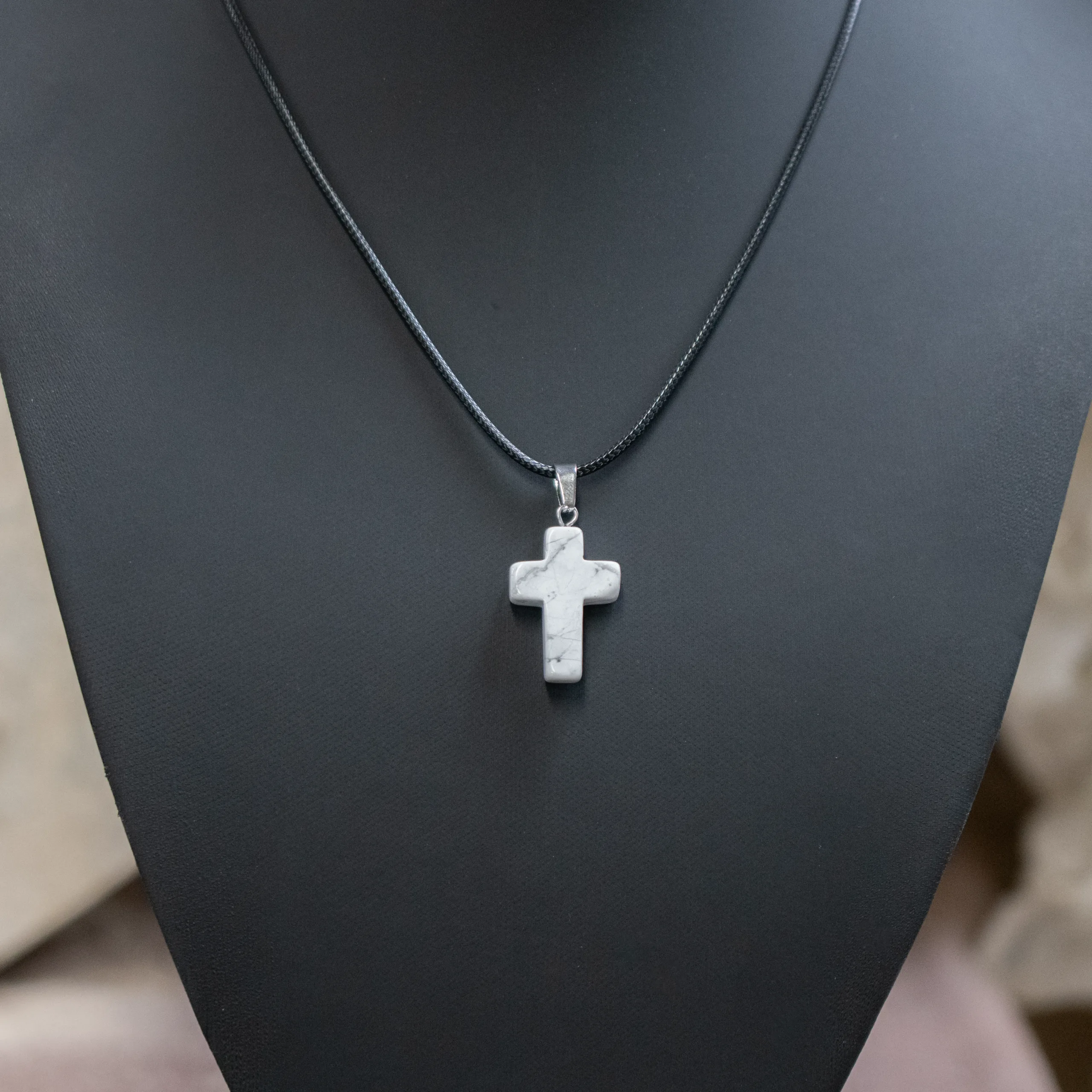 Pendentif Howlite - Croix